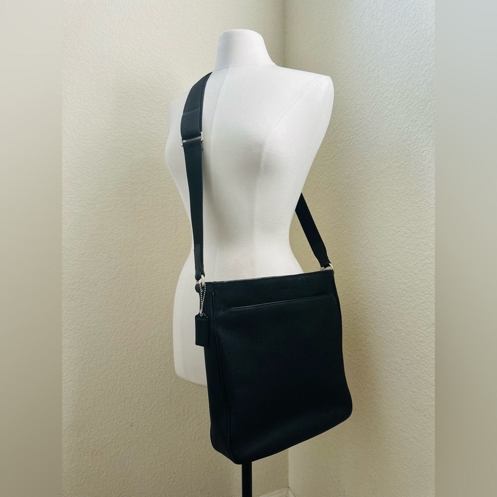 Coach Lexington Saffiano Messenger Bag